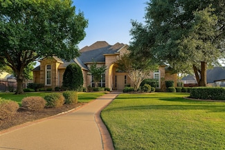 111 Yale Dr, Southlake, TX 76092