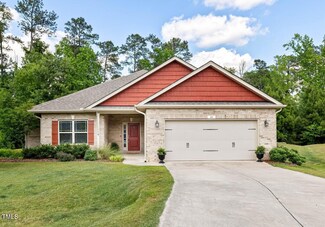 11 Woodwater Cir, Lillington, NC 27546