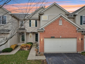 373 Evergreen Cir Unit 124, Glendale Heights, IL 60139