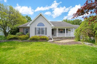 3395 Hartley Dr, Adrian, MI 49221