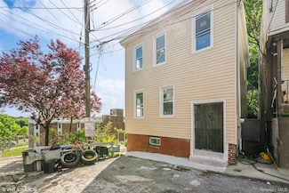 15 Stewart Place, Yonkers, NY 10701