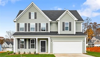 3227 Spicewood Lake Dr, Pfafftown, NC 27040