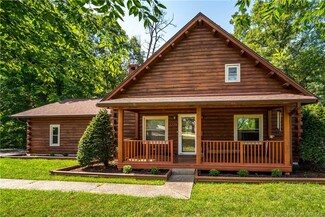 2229 Ridge Crest Dr NE, Lanesville, IN 47136