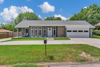 4902 Boquillas Ct E, Granbury, TX 76049