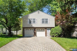 67 Short Place, Cresskill, NJ 07626