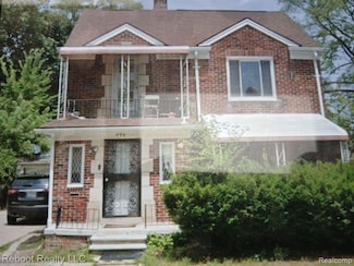494 W Golden Gate, Highland Park, MI 48203