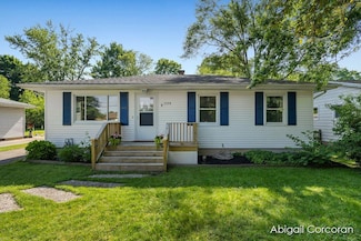 3728 Fitzhugh Ave NE, Grand Rapids, MI 49525