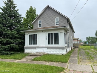 1122 W 17th St, Lorain, OH 44052