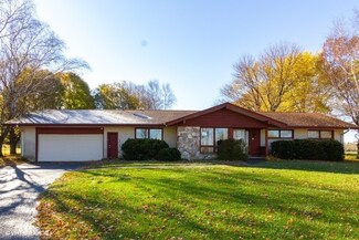 21017 Oak Grove Rd, Harvard, IL 60033