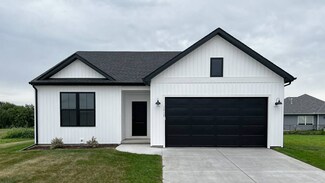 1717 17th Ave, Silvis, IL 61282