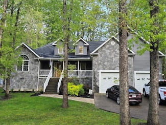 312 Edwards Dr, Daniels, WV 25832