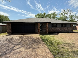 501 Woodland Hills Blvd, Roland, OK 74954