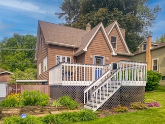 160 Wildwood Rd, Algonquin, IL 60102