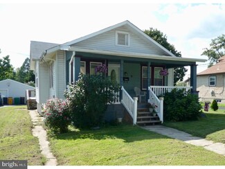 9 Locust Ave, Wilmington, DE 19805