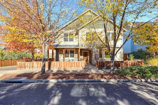 2721 Clay Creek Way, Ashland, OR 97520