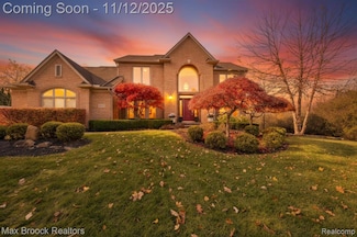 25797 Arcadia Dr, Novi, MI 48374