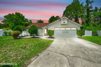 2642 Supreme Ct, Jacksonville, FL 32246
