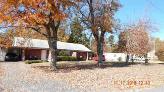 3007 Sharpe Elva Rd, Calvert City, KY 42029