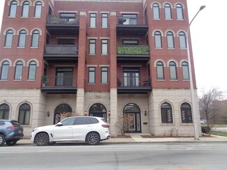 641 E Pershing Rd Unit 101, Chicago, IL 60653