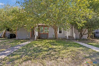 1030 Haynes St Unit 2, San Marcos, TX 78666