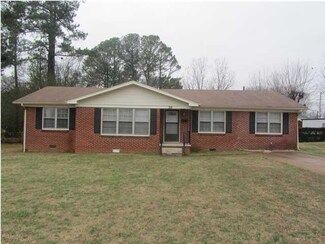 318 Columbus Ave, Florence, AL 35630