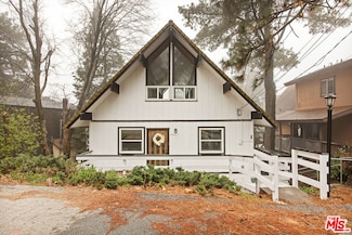 771 W Victoria Ct, Lake Arrowhead, CA 92352