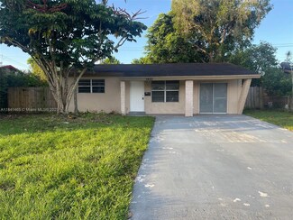 7420 N Farragut Dr, Hollywood, FL 33021