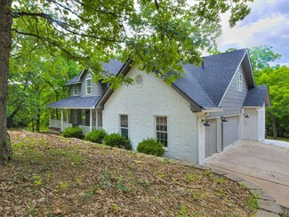 12901 S 15th Ct, Jenks, OK 74037