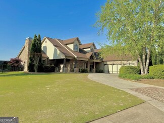 216 Slate Dr, Buford, GA 30518
