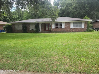 1006 Parkridge Cir W, Jacksonville, FL 32211