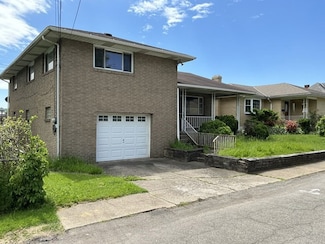 13 Schoen St, Mc Kees Rocks, PA 15136