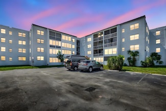 2800 Somerset Dr Unit 218J, Lauderdale Lakes, FL 33311