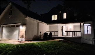 2615 NE Springbrook St, Blue Springs, MO 64014