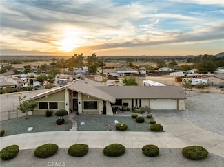 14790 Kokomo Rd, Apple Valley, CA 92307