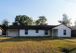 708 Buffalo St, Gilmer, TX 75644