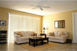 8074 Chianti Ln, Naples, FL 34114