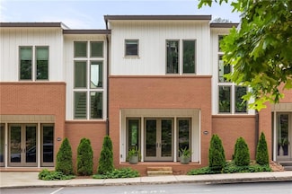 10904 Serenbe Ln, Palmetto, GA 30268