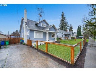 6034 SE 17th Ave, Portland, OR 97202