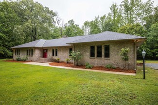 123 Farmington Rd, Grimesland, NC 27837