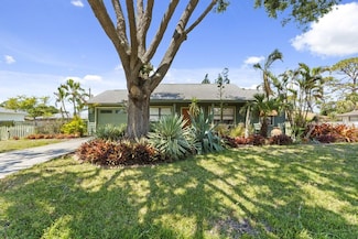 888 Kimball Rd, Venice, FL 34293