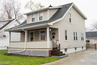 1526 E 289th St, Wickliffe, OH 44092