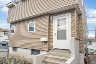 28 Edgewater Park Unit D, Bronx, NY 10465