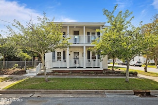 209 N 8th St, Morehead City, NC 28557