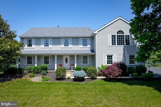 82 Saratoga Dr, Princeton Junction, NJ 08550