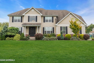 7 Whispering Grove Blvd, Jackson, NJ 08527