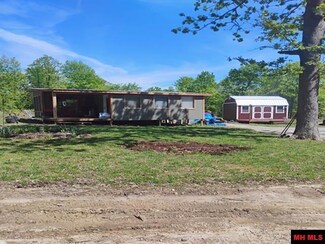 248 Daybreak Ln, Yellville, AR 72687
