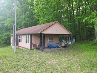 2567 Markle Rd, Corsica, PA 15829