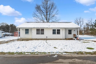 185 Water St, Clarksville, OH 45113