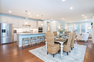 2 Jackson Dr Unit 72, Upton, MA 01568