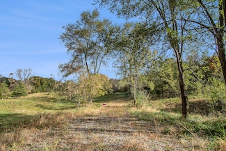 10483 Hadley Rd, Gregory, MI 48137